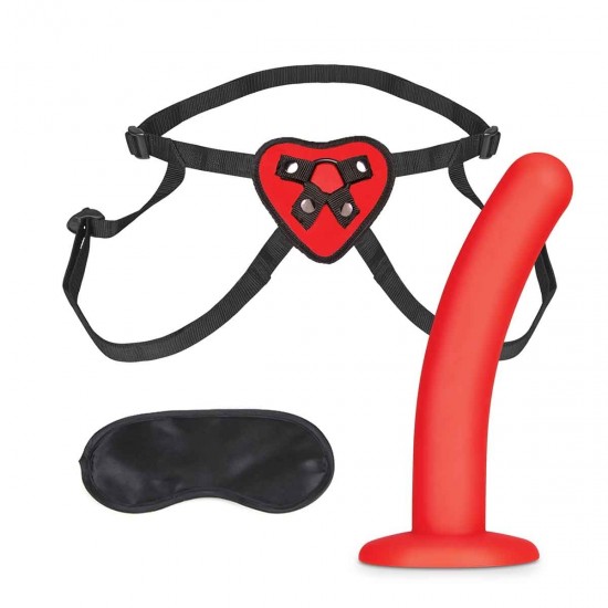 Красные трусы с фаллосом для новичков Red Heart Strap on Harness & 5in Dildo Set