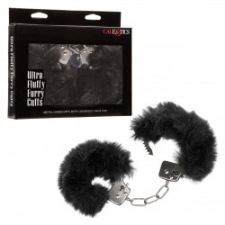 Металлические наручники с искусственным мехом ULTRA FLUFFY FURRY CUFFS-BLACK Металлические наручники с искусственным мехом ULTRA FLUFFY FURRY CUFFS-BLACK