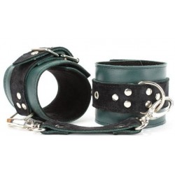 Изумрудные оковы Emerald Shackles Изумрудные оковы Emerald Shackles